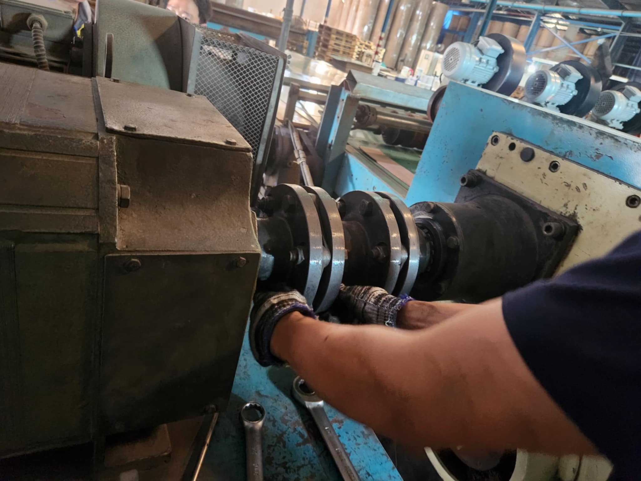 lap-dat-can-chinh-tai-hien-truong